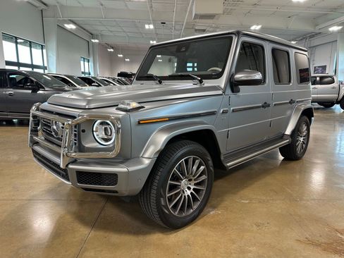 Used 2023 Mercedes-Benz G 550 image 3