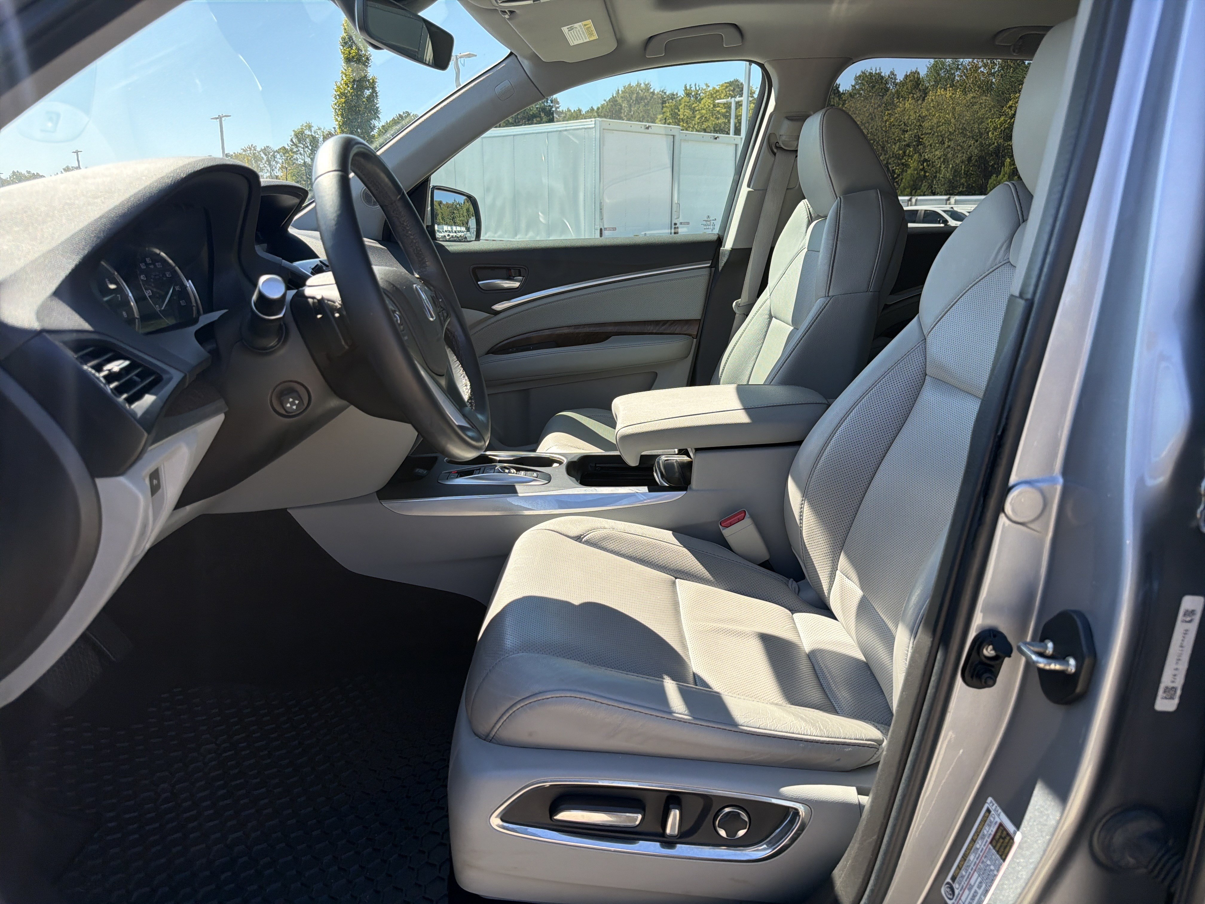 Certified 2020 Acura MDX w/ Technology Package AWD/4WD image 16