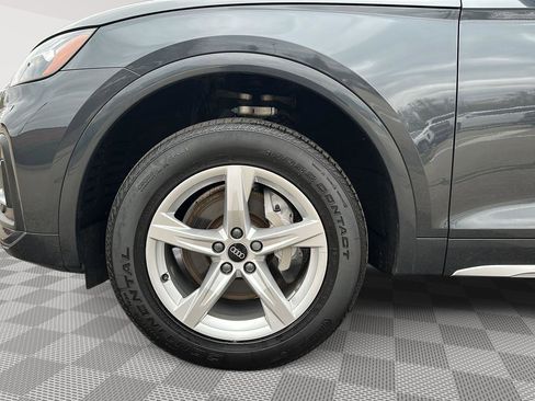 Used 2023 Audi Q5 2.0T Premium w/ Convenience Package AWD/4WD image 9