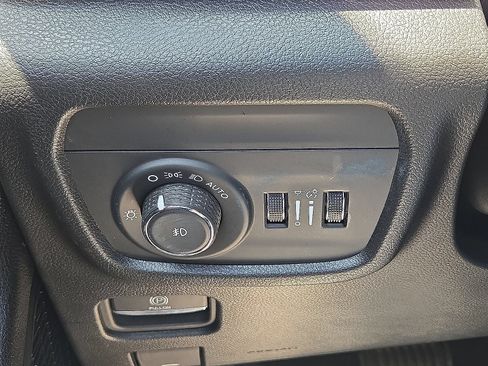 Used 2024 Jeep Grand Cherokee L Limited w/ Luxury Tech Group II AWD/4WD image 27
