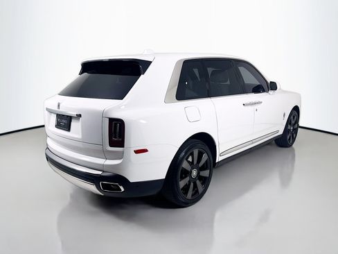 Certified 2021 Rolls-Royce Cullinan AWD/4WD image 8