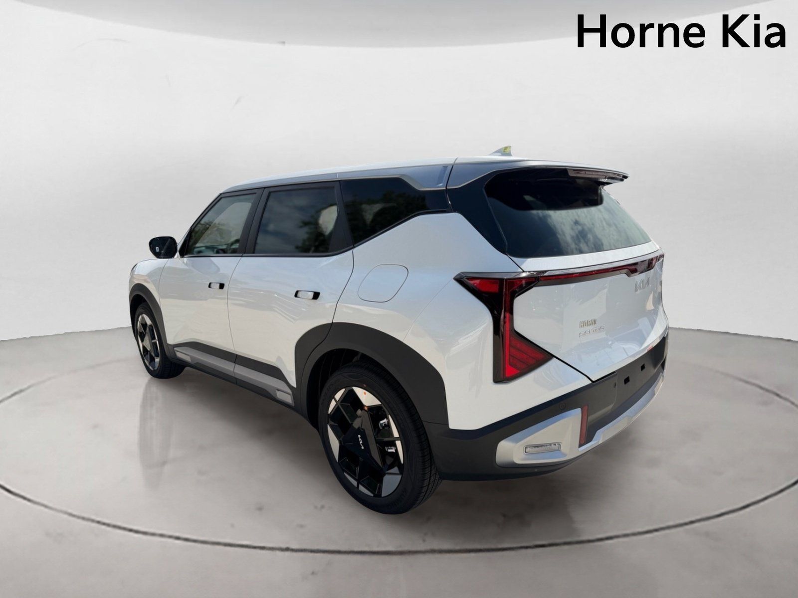 New 2027 Kia Seltos S FWD image 5