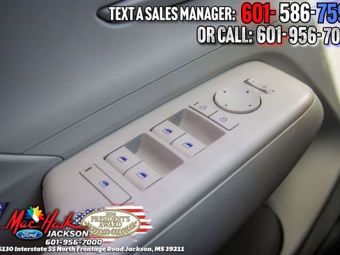 Used 2024 Hyundai Kona SEL FWD image 8