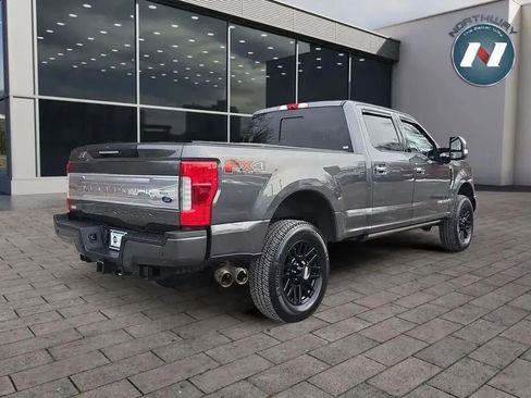 Used 2019 Ford F250 Platinum w/ Platinum Ultimate Package image 5