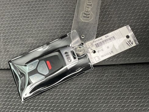 Used 2020 Audi SQ5 Premium Plus w/ Premium Plus Package image 38