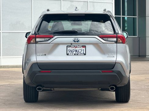 Certified 2024 Toyota RAV4 XLE w/ Convenience Package AWD/4WD image 6