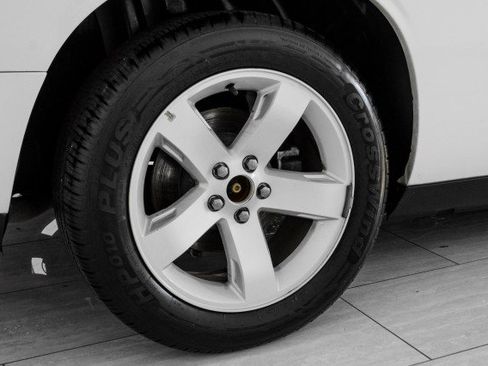 Used 2013 Dodge Challenger SXT image 44