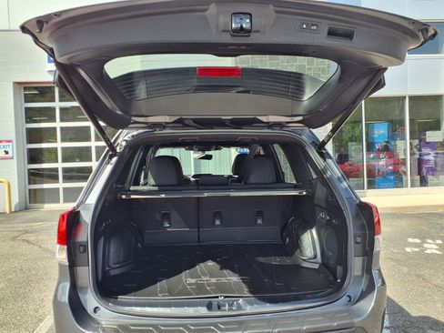 Certified 2024 Subaru Forester Wilderness w/ Convenience Package AWD/4WD image 10