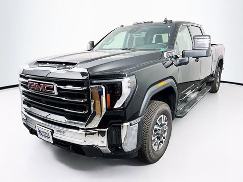 New 2026 GMC Sierra 2500 SLE w/ SLE Value Package; AWD/4WD image 3