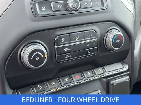 Certified 2022 Chevrolet Silverado 1500 Custom Trail Boss w/ LPO, Dark Essentials Package image 8