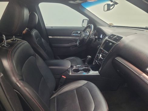 Used 2018 Ford Explorer Sport AWD/4WD image 21