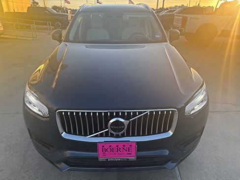 Used 2021 Volvo XC90 T6 Momentum w/ Protection Package Premier image 23