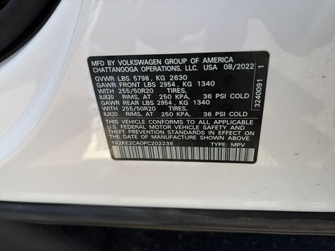 Certified 2023 Volkswagen Atlas Cross Sport SE AWD/4WD image 30
