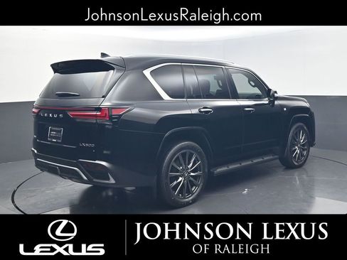 Certified 2024 Lexus LX 600 F Sport AWD/4WD image 9