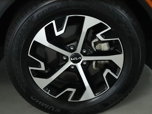 Used 2023 Kia Sportage EX FWD image 10