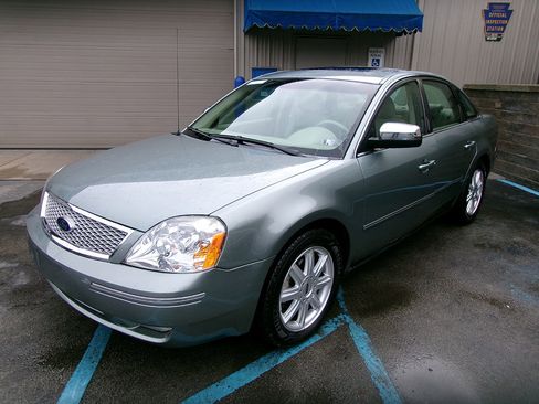 Used 2005 Ford Five Hundred Limited image 1