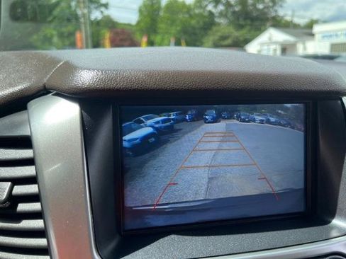Used 2017 Chevrolet Tahoe Premier AWD/4WD image 40