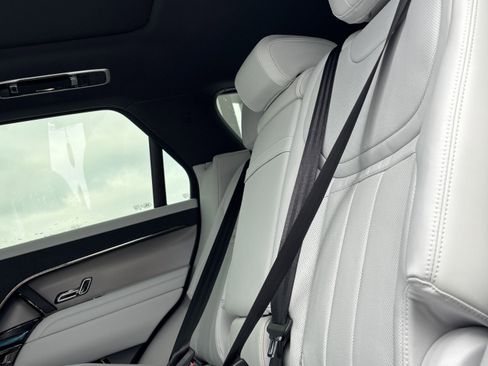 New 2026 Land Rover Range Rover Sport SE image 9