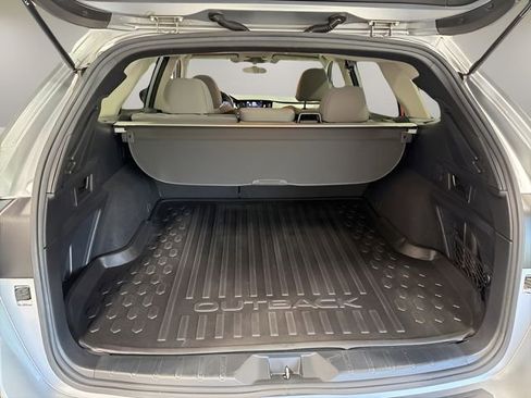 Used 2021 Subaru Outback Premium AWD/4WD image 23