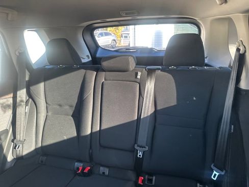 Used 2023 Nissan Rogue S image 47