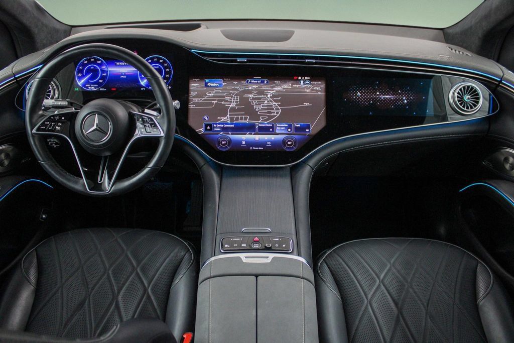 Used 2023 Mercedes-Benz EQS 580 4MATIC SUV w/ Exclusive Trim Package image 19