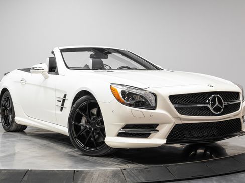 Used 2015 Mercedes-Benz SL 550 SL 550 image 31