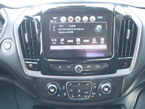 Used 2019 Chevrolet Traverse LT w/ LT Premium Package FWD image 13