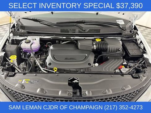 New 2026 Chrysler Voyager LX FWD image 30