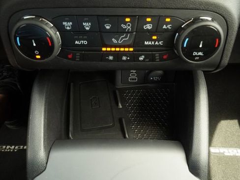 Used 2024 Ford Bronco Sport Outer Banks w/ Tech Package AWD/4WD image 16