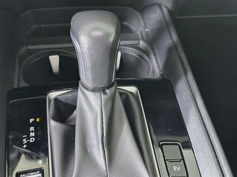 Used 2025 MAZDA CX-50 AWD 2.5 Hybrid w/ Premium Pkg image 23