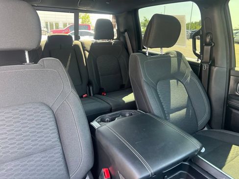 Used 2025 RAM 1500 Big Horn AWD/4WD image 24