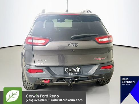 Used 2018 Jeep Cherokee Trailhawk w/ Quick Order Package 27L AWD/4WD image 9