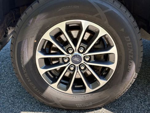 Used 2018 Ford F150 XLT w/ Equipment Group 302A Luxury AWD/4WD image 15