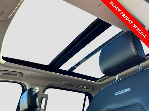 Used 2021 Ford Expedition Platinum image 23