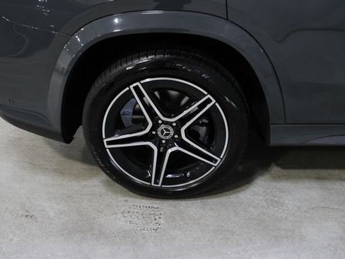 New 2026 Mercedes-Benz GLS 450 4MATIC image 38