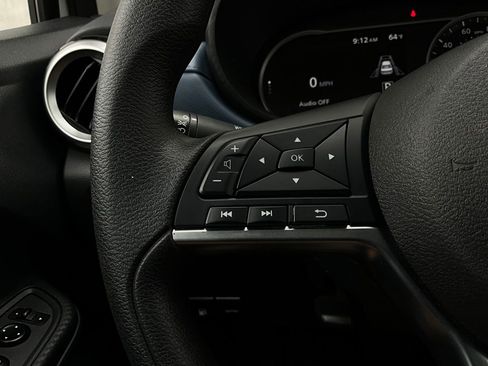 Used 2025 Nissan Versa SV image 29