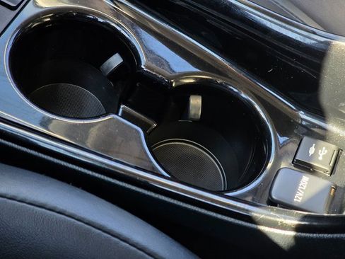 Used 2020 Toyota Prius Prime Limited image 31