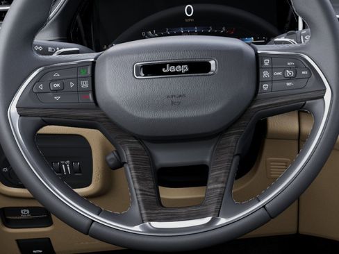 New 2026 Jeep Grand Cherokee L Limited w/ Luxury Tech Group II AWD/4WD image 45