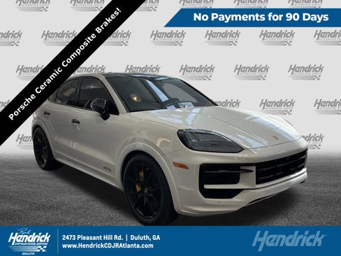 Used 2026 Porsche Cayenne GTS AWD/4WD image 1