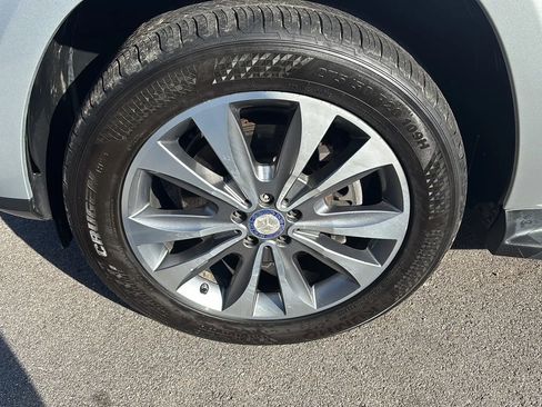 Used 2015 Mercedes-Benz GL 450 4MATIC image 48