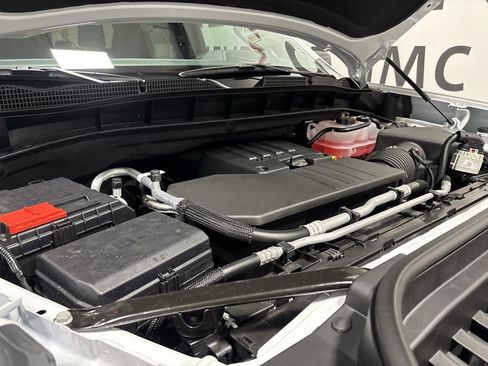 New 2026 GMC Sierra 1500 Elevation image 3