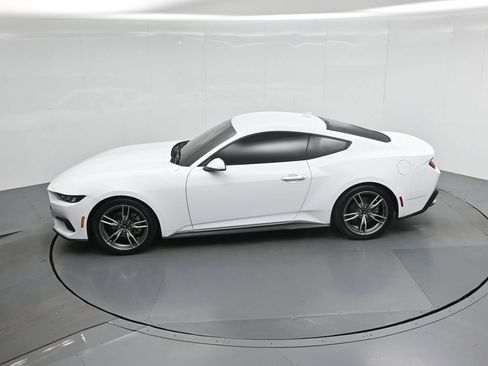 Certified 2024 Ford Mustang Coupe image 41