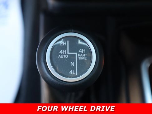 Used 2022 Jeep Wrangler Unlimited Sahara w/ Cold Weather Group image 22