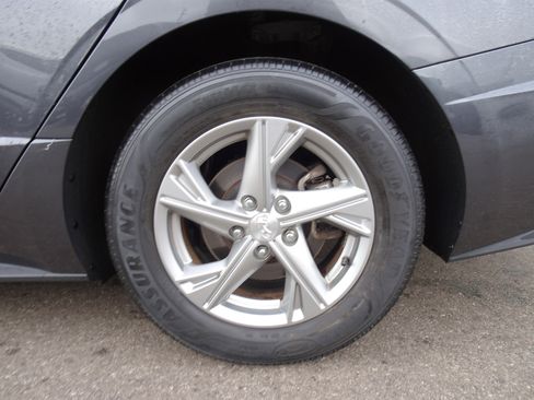 Used 2021 Hyundai Sonata SE image 25