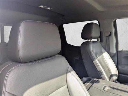 Used 2021 GMC Sierra 1500 SLT RWD image 18