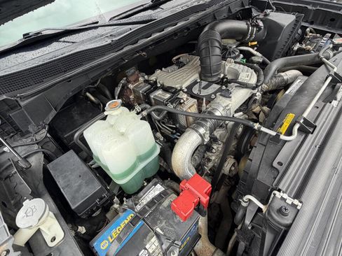 Used 2018 Nissan Titan Platinum Reserve w/ Platinum Utility Package image 28