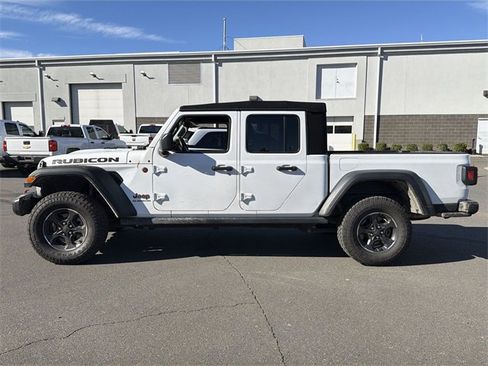Used 2022 Jeep Gladiator Rubicon w/ Trailer Tow Package image 3