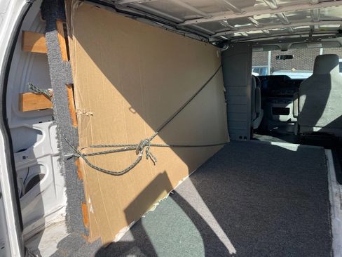 Used 2013 Ford E-250 and Econoline 250 w/ PWR Group image 21