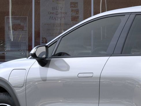 New 2026 Chevrolet Equinox EV LT image 12