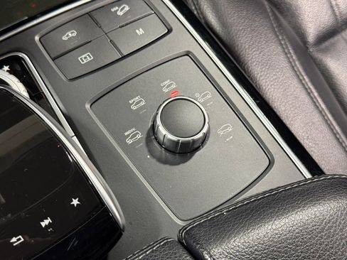 Used 2018 Mercedes-Benz GLS 450 4MATIC w/ Premium Package image 44